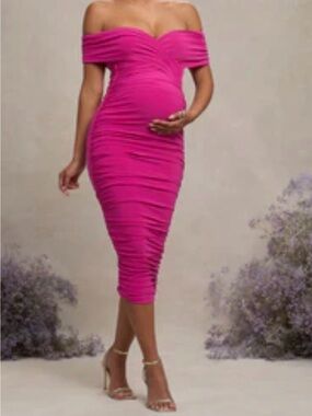 Club L London Off-Shoulder Ruched Maternity Midi Dress in Pink